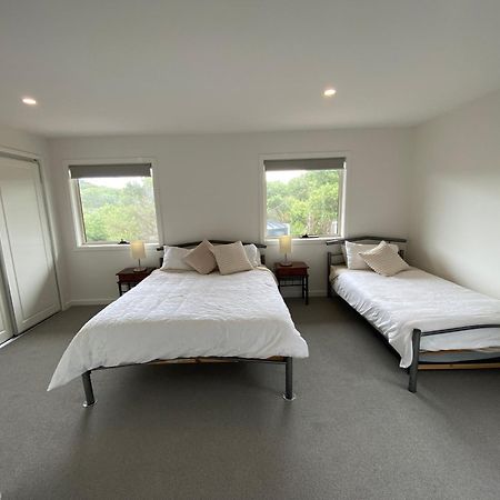 Sandy Point Beach Escape 2 Bedroom Apartment المظهر الخارجي الصورة